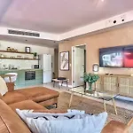 The Rockwell Apt In Dewaterkant Next To Waterfront