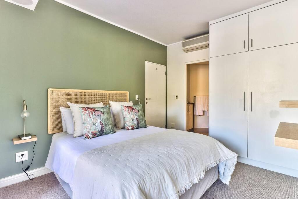Apartment The Rockwell In Dewaterkant Next To Waterfront *